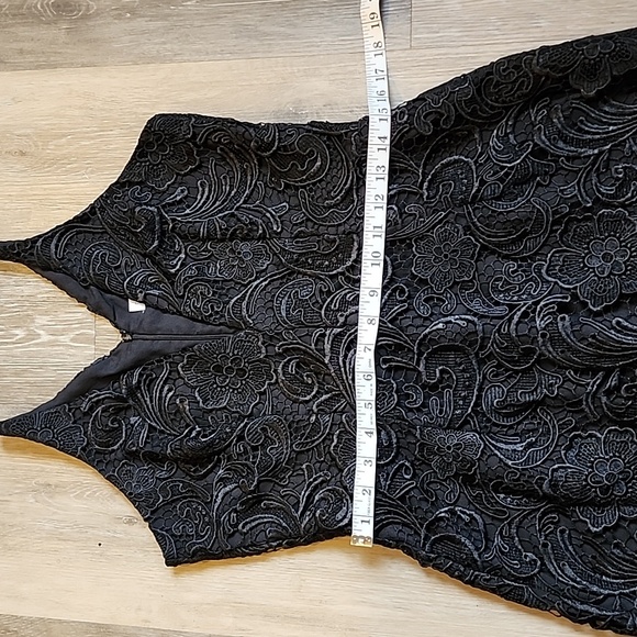 DRESS THE POPULATION BLACK DRESS - Picture 5 of 13